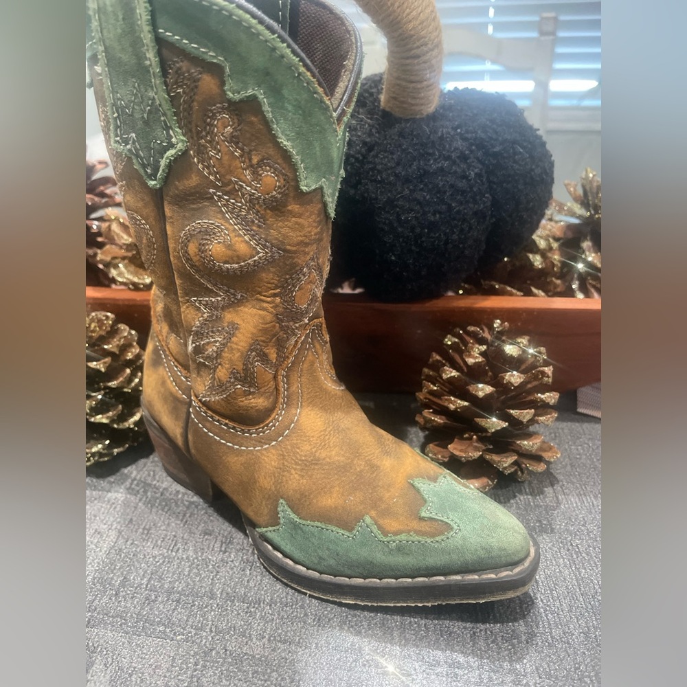 Durango Kids Boots in Brown and Green